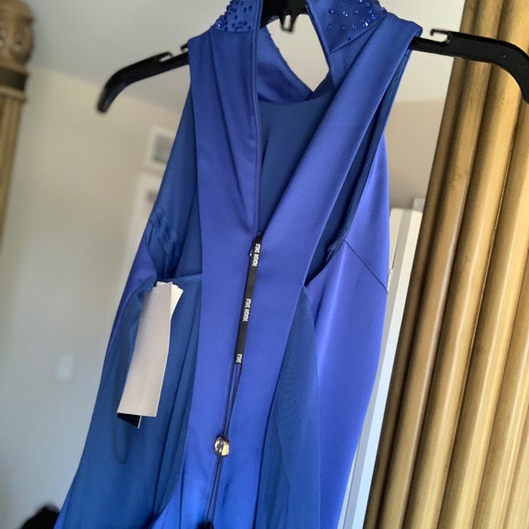 Blue dress - Picture 2 of 8